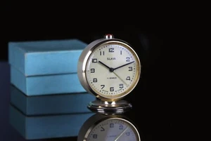 Sowjetische Vintage Mechanische Uhr SLAVA Tischuhr UdSSR - Bild 1 von 8