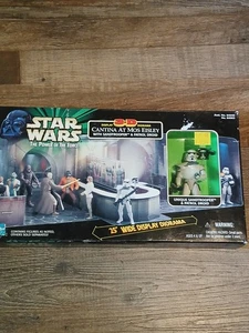 Star Wars Power of the Force 3-D Cantina at Mos Eisley mit Sandtrooper & Droide - Bild 1 von 6