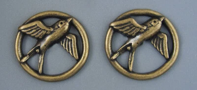 LARGE METAL BUTTON -ANTIQUE BRASS- SET OF TWO -  BIRD - Image 1 of 3