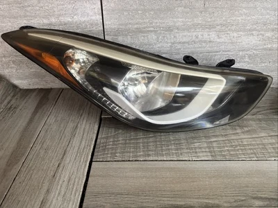 🥇Faro halógeno lado derecho pasajero HYUNDAI ELANTRA 2014 2015 2016 ORIGINAL OEM Foto 1 de 4