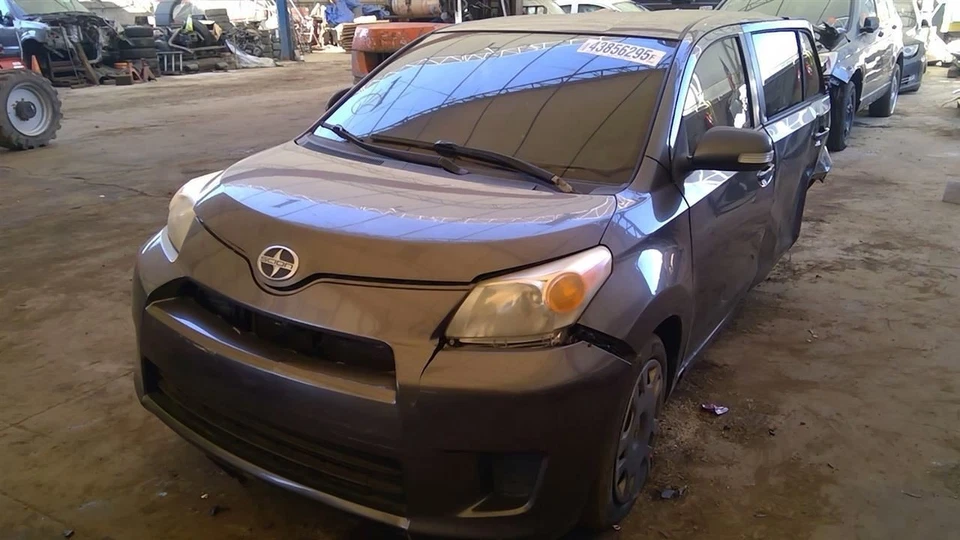 Throttle Body Fits 08-12 SCION XD 6573592 - Image 1 of 4