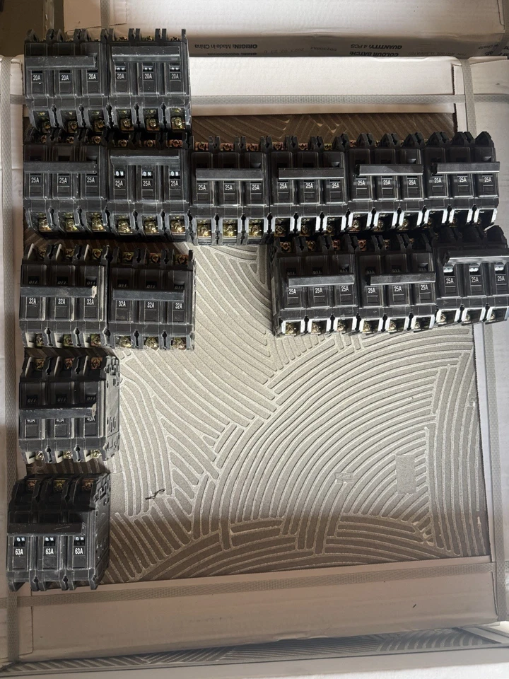 Nhp terasaki circuit breakers  - image 1 of 1