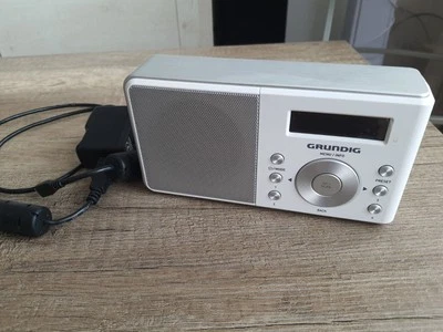 GRUNDIG Musik 6000 -GDB 1040 - DAB+ Radio  - Bild 1 von 4