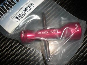ROADTECH clé de roue aluminium "rouge" 17 mm & 23 mm - Picture 1 of 1