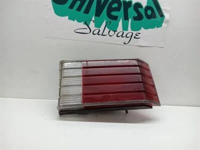 Luz trasera para conductor Plymouth Horizon 1988  Foto 1 de 4