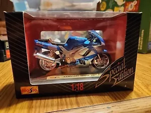 Motocicletta Maisto Kawasaki Ninja ZX9R, edizione speciale, scala 1/18: nuova con scatola - Foto 1 di 2