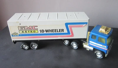 Semirremolque vintage años 70 Nylint Corp GMC ASTRO 95 THE RIG 18 ruedas cabina superior Foto 1 de 4