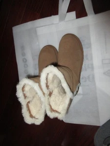 UGG Damen 1103746 Classic High-Low Shorts Stiefel, Größe 8, Chestnut - Bild 1 von 7