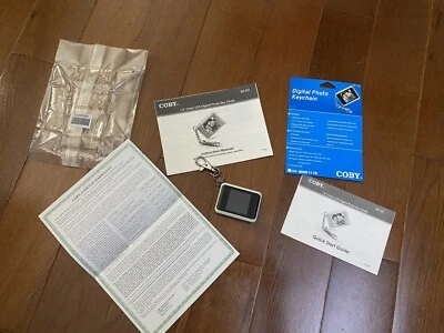 Coby DP-151 1.5" Digital Photo Keychain - Image 1 of 4