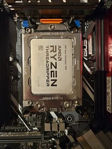 ASUS PRIME X399 - Threadripper 1950X - Kingston HyperX Fury 2666 MMHz 64GB - Afbeelding 1 van 4
