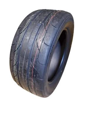 NITTO NT555RII BSW P 305 50 20 116V RACING TIRE 108820 Foto 1 de 4