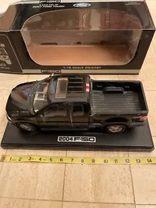The Beanstalk Group 2004 Ford F-150 Supercab pickup truck 1/18 diecast model car - Picture 1 of 1