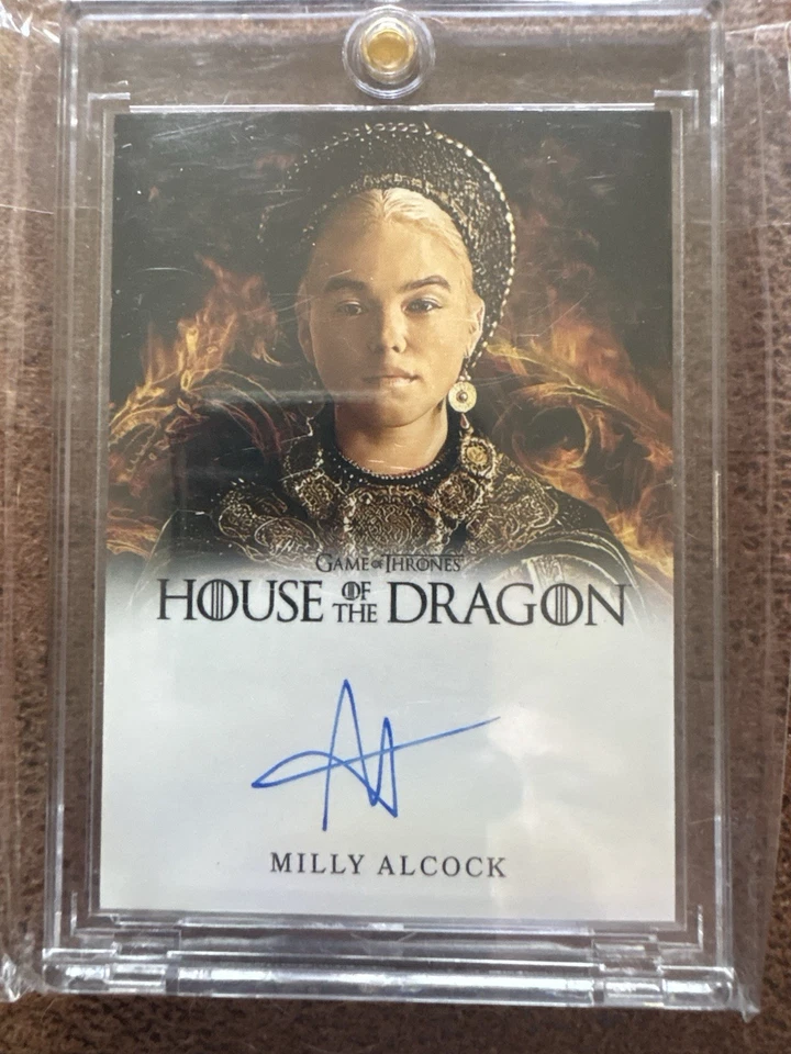 Autógrafo de la Casa del Dragón Temporada 1 2024 Milly Alcock como Rhaenyera Targaryen Foto 1 de 1