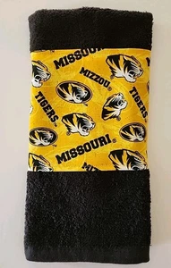 MISSOURI TIGERS GOLF TOWEL 11” X 18” W/HOOK AND GROMMET - Picture 1 of 2