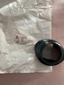 Tapa protectora original Massey Ferguson 1688810M1 - Imagen 1 de 2