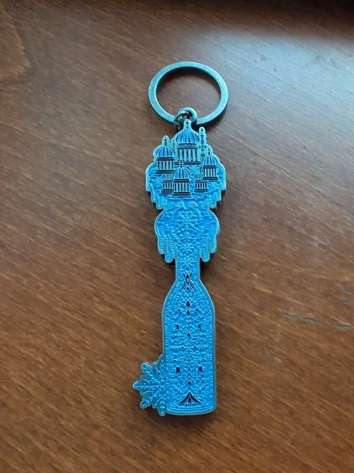 Wizarding Trunk Yule Ball Key Harry Potter Keep Collecting Exclusive Replica - image 1 of 1