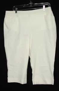 Neu Chicos Größe 2P so schlankmachend Brigitte schmales Bein kurze Hose Alabaster weiß 12P - Bild 1 von 11