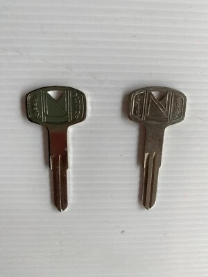 BLANK KEYS DATSUN SUNNY 1200 B110 B210 120Y 160J B310 X2 件 — 第 1/4 张图片