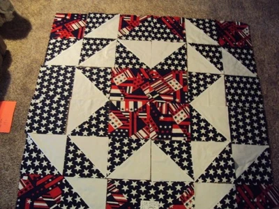 Conjunto Patriótico 36 GRANDES Nuevo Prensado Máquina Cosido Edredón Cuadrados Lote 5025 Foto 1 de 4