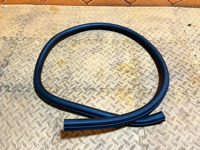 18-24 AUDI A5 S5 FRONT RIGHT PASS RH SIDE DOOR WEATHERSTRIP SEAL COVER OEM - Image 1 of 4