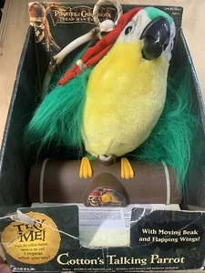 Disney: Pirates Of The Caribbean - Cottons Talking Repeating Parrot Bird - Picture 1 of 3