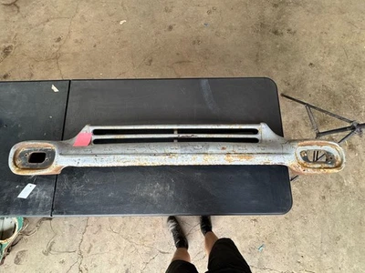 Chevrolet Apache 1958 1959 parrilla camioneta original 3100 3200 3600 Foto 1 de 4