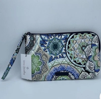 Vera Bradley RFID All-Day Simple Wristlet In Sketched Medallion Print Retail $49 - Image 1 of 4