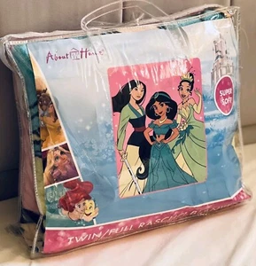 Disney Princess Kids Soft Blanket  150 cm x 200 cm - Picture 1 of 5