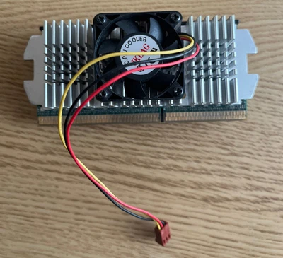 Processore Intel Pentium II 350 Mhz - SL356 P2 100 512 KB (codename Deschutes) - Immagine 1 di 4