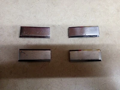 1971 Cadillac Eldorado Coupe DeVille хромированные крышки на винты для дверной панели  - Изображение 1 из 4