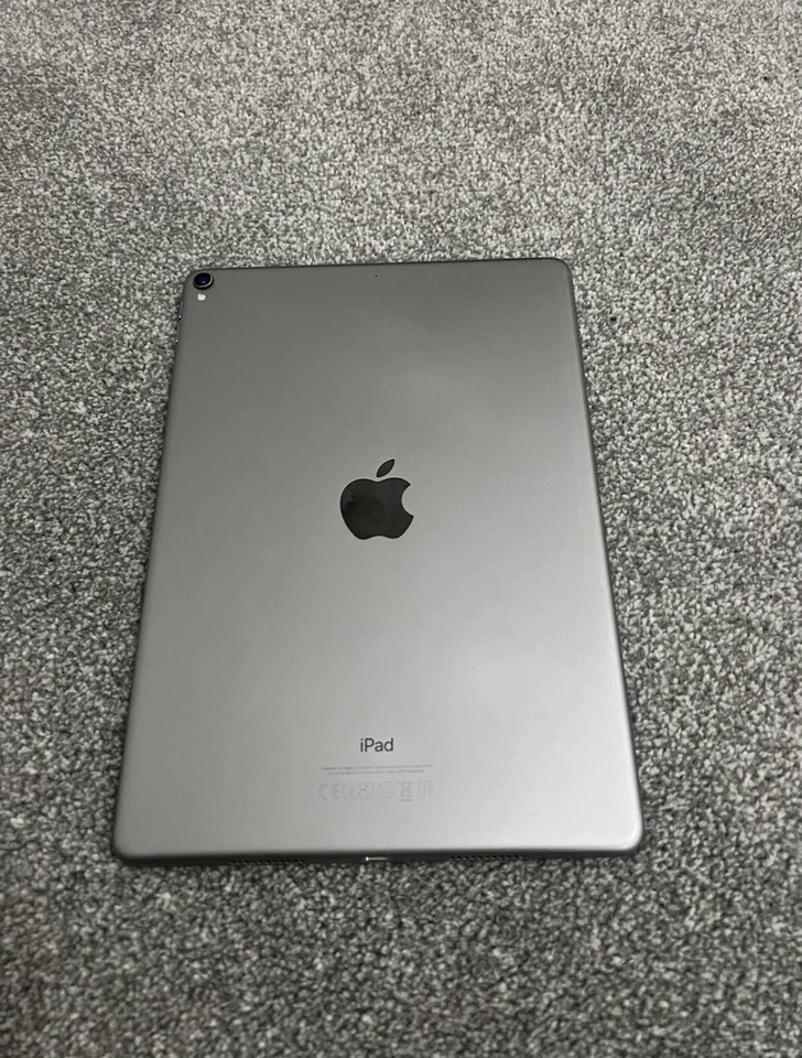 iPad Pro 10.5” 2017 2nd Gen 256gb Space Grey - Image 1 of 4