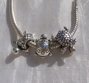 3 CHARMS PERLES ANNEAUX TORTUES METAL ARGENTE COMPATIBLES CHAINE SERPENT *E243  - Picture 1 of 2