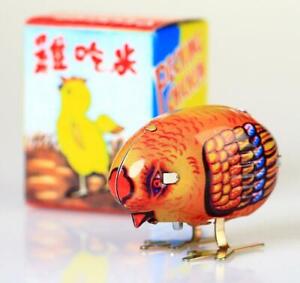 Wind Up Tin Chicken Pecking Motion Gift Vintage Retro Style Toy Mechanical Gift