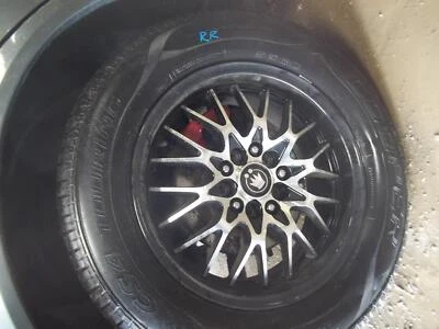 Brazo de control inferior inferior delantero izquierdo usado se adapta a: Pontiac Grand Prix 2004 especificaciones Foto 1 de 4