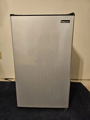 MAGIC CHEF HMR330SE (PSO031961) Foto 1 de 4