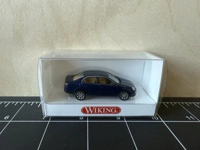 WIKING 0670129 VW Volkswagen Jetta - azul oscuro - 1:87/HO Foto 1 de 4