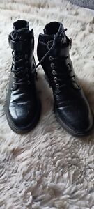 Schuh Black Patent Faux Leather Size 8 Or 41 Good Condition 