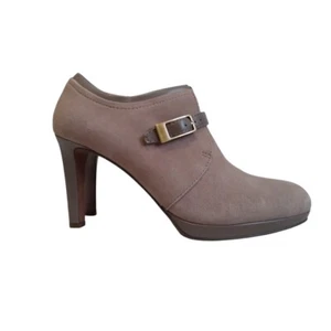 Franco Sarto Serene hellbraune Damen-Stiefeletten aus Leder mit Stilettoabsatz Größe 8 - Bild 1 von 12