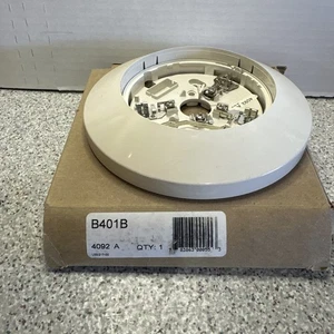 **NEW** SYSTEM SENSOR  FIRE DETECTOR BASE B401B White  👀 - Picture 1 of 4
