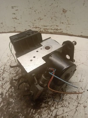 ABS Brake Pump Control Module Fits 2000-2002 Mercedes-Benz E55 CLA-Class E320 - Image 1 of 4