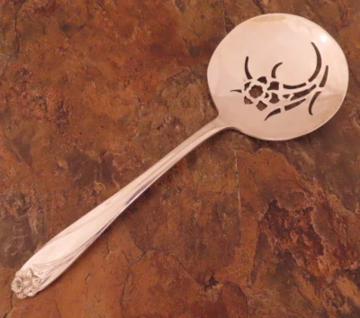 IS Narciso Perforado Tomate Servidor 1847 Rogers Plateado De Colección Cubiertos Lote K Foto 1 de 4