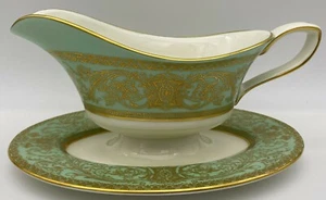 Royal Worcester Embassy (Light Green) Gravy boat and attached underplate - Picture 1 of 4