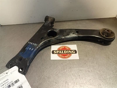 Brazo de control inferior izquierdo conductor delantero Toyota Corolla 2008 9327813 Foto 1 de 4