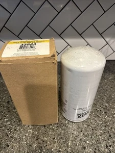Wix Fuel Filter 533944 33944 (NOS) - Picture 1 of 5