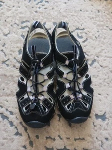 Northside Womens Shoes. Size 9 - Picture 1 of 4