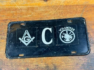Placa de aluminio para coche/camión de bombero albañil y voluntario de colección, símbolo masónico - Imagen 1 de 8