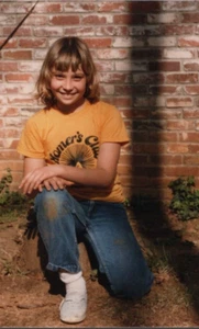 3G Photograph Girl Portrait Homer's Club Sunshine Light Shadows 1980's 4x6 - Picture 1 of 4