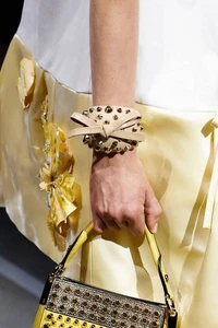 PRADA S/S 2019 RUNWAY Beige Nappa Leather Bow Metal Studded Cuff Bracelet NIB - Picture 1 of 9