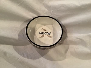 Cat Food/Water Bowl - Picture 1 of 3