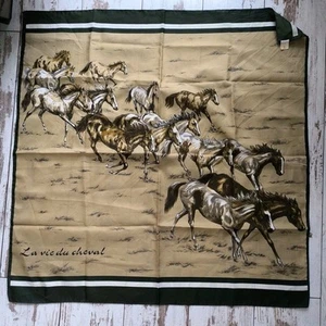 Beautiful vintage scarf by Texture - Picture 1 of 6